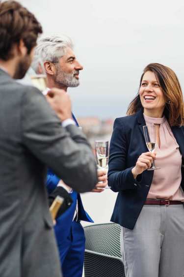 Guide: The perfect work party outfit