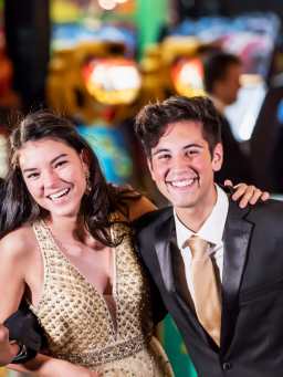 Planning prom: step-by-step instructions