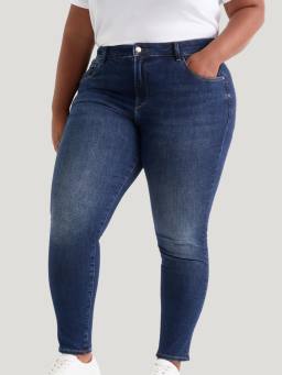 Curvy jeans Curvy jeans
