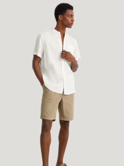 Garden party outfits: light and airy linen clothes. Garden party outfits: light and airy linen clothes.