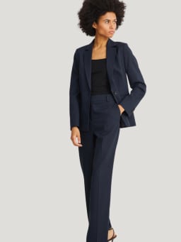 Chic trousers for men & women Chic trousers for men & women