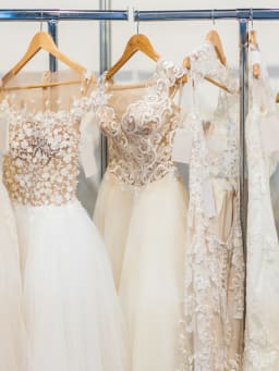 How to find the perfect wedding dress How to find the perfect wedding dress