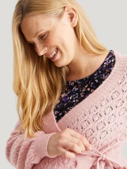 Comfortable nursing clothes Comfortable nursing clothes