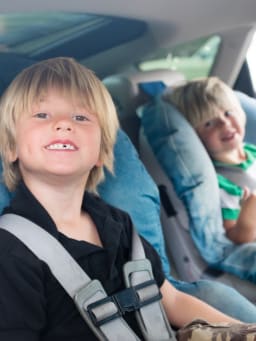 Spelletjes in de auto – Zo vervelen kinderen zich niet Spelletjes in de auto – Zo vervelen kinderen zich niet