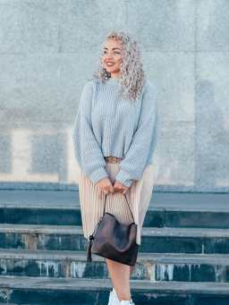 Styling tips for wide hips Styling tips for wide hips