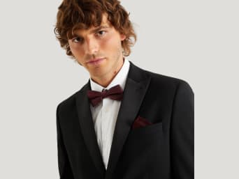 Folding a pocket square: a one point fold is the ideal choice for a formal occasion. Folding a pocket square: a one point fold is the ideal choice for a formal occasion.
