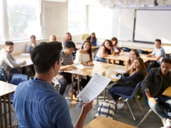 Uitwisseling scholieren: een schoolklas krijgt informatie over een uitwisselingsprogramma.