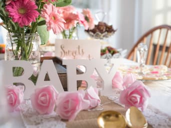Babyparty-Deko: Ideen für eine Tischdeko passend zur Babyparty. Babyparty-Deko: Ideen für eine Tischdeko passend zur Babyparty.