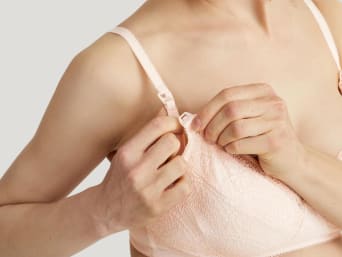 Feel-good nursing bras: nursing bras are comfortable and can be opened discreetly. Feel-good nursing bras: nursing bras are comfortable and can be opened discreetly.