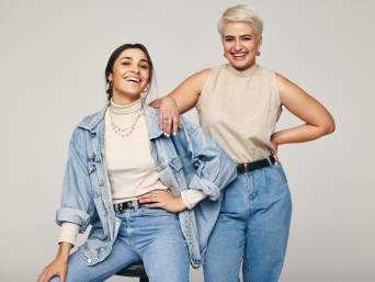 Jeans size guide – women wearing different types of jeans. Jeans size guide – women wearing different types of jeans.