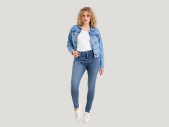What are shaping jeans – a woman wearing a pair of shaping jeans. What are shaping jeans – a woman wearing a pair of shaping jeans.