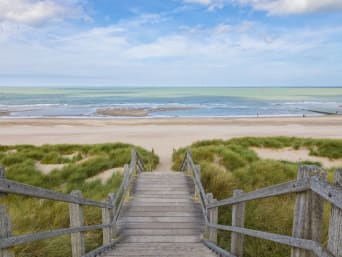 Fietstocht Knokke-Heist: Uitzicht op het strand, inclusief helmgras.  Fietstocht Knokke-Heist: Uitzicht op het strand, inclusief helmgras.