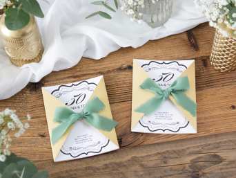 Einladung Goldene Hochzeit gestalten – Einladung mit goldenem Umschlag. Einladung Goldene Hochzeit gestalten – Einladung mit goldenem Umschlag.