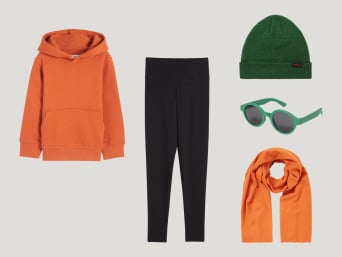 Easy to make Halloween costume for kids: items of clothing needed to make a pumpkin costume. Easy to make Halloween costume for kids: items of clothing needed to make a pumpkin costume.
