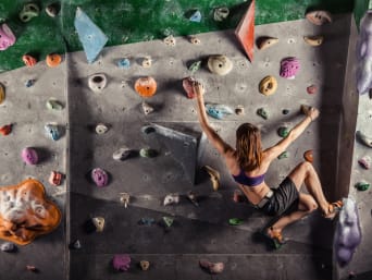 Bouldertraining – Boulder-Anfänger können schnell Erfolge erzielen und wichtige Muskelgruppen aufbauen. Bouldertraining – Boulder-Anfänger können schnell Erfolge erzielen und wichtige Muskelgruppen aufbauen.