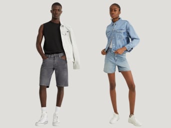 Denim shorts: an absolute classic for both men and women. Denim shorts: an absolute classic for both men and women.