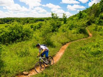 Mountainbiken in België: mooie MTB-tocht over een singletrail. Mountainbiken in België: mooie MTB-tocht over een singletrail.