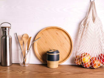 Zero-waste holiday: eco-friendly crockery, net bag, and stainless-steel drinking straws. Zero-waste holiday: eco-friendly crockery, net bag, and stainless-steel drinking straws.