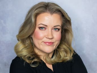 Oudejaarsavond make-up: voorproefje van de afgewerkte look. Oudejaarsavond make-up: voorproefje van de afgewerkte look.
