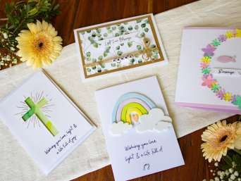 Baptism cards: different versions of our creative DIY christening card ideas. Baptism cards: different versions of our creative DIY christening card ideas.