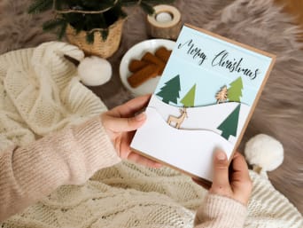 Step-by-step instructions on how to make your own homemade Christmas cards. Step-by-step instructions on how to make your own homemade Christmas cards.