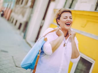 Inverted triangle body shape outfits: by wearing the right clothes you will not appear top-heavy. Inverted triangle body shape outfits: by wearing the right clothes you will not appear top-heavy.