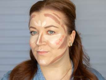 Contouring a round face: The contouring products are applied to these areas. Contouring a round face: The contouring products are applied to these areas.