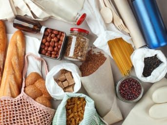 Zero waste: reusable food packaging is an eco-friendly alternative. Zero waste: reusable food packaging is an eco-friendly alternative.