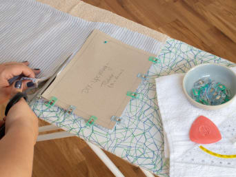 How to make kitchen roll: using a template to cut up your pieces of fabric. How to make kitchen roll: using a template to cut up your pieces of fabric.