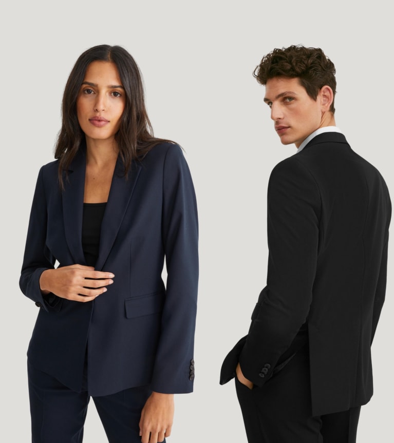 Blazer und Sakkos als stilvolles und seriöses Key Piece für Business- und Freizeitlooks.