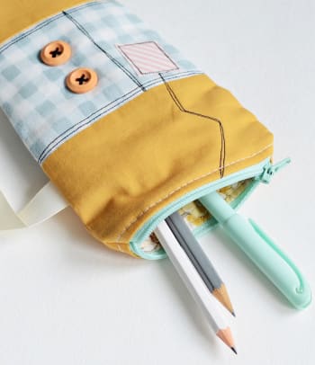 Quilting ideas for beginners: a pencil case.