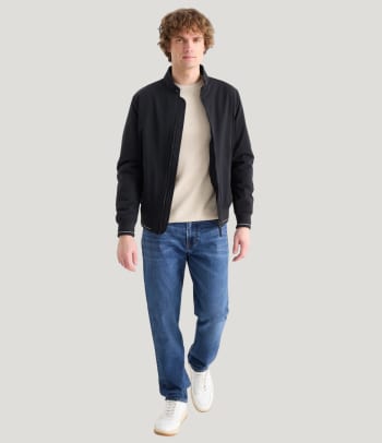 Jaren 60 mode voor mannen: nonchalante blousons voor een retro look.