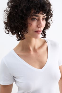 Multipack 3 buc. - tricou cu decolteu în V - slim fit