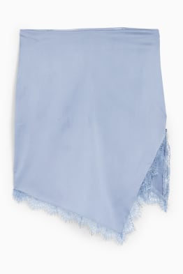Rochie din satin asimetrică