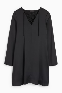 Kleid mit V-Ausschnitt