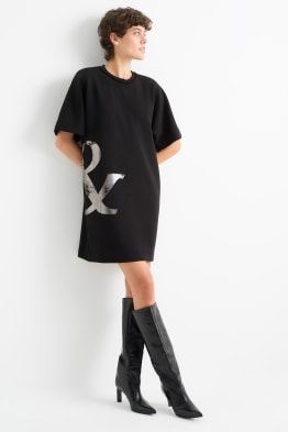 Rochie-tricou