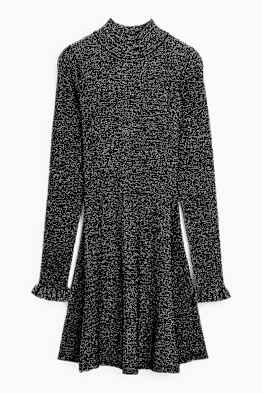 Rochie tricotată - aspect lucios