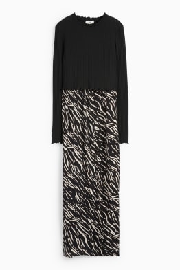 Rochie pentru alăptare - aspect 2 în 1