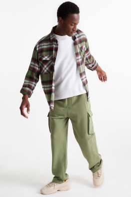 Pantaloni de trening cargo