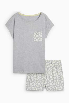 Short pyjamas