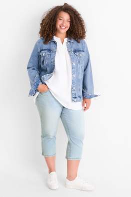 Jeans capri cu curea - talie medie