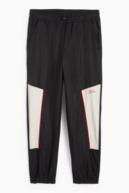 Pantaloni de trening