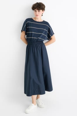 Rochie fit & flare