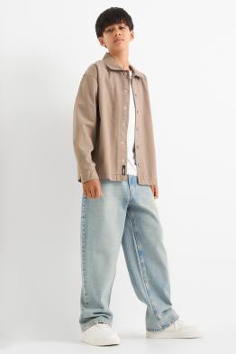Baggy jeans