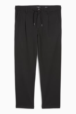 Chino - tapered fit