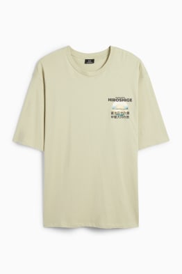 Tricou - supradimensionat