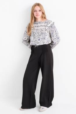 Pantaloni de stofă