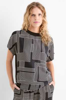 Tricou - relaxed fit - cu model