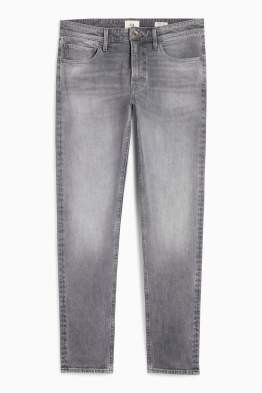 Slim tapered jeans