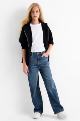 Wide leg jeans